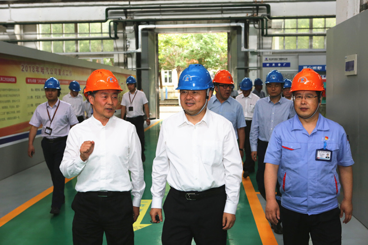 郝鹏旅行考察开元游戏大厅app集团所属企业汽轮机公司